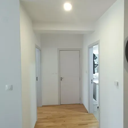 Centrala Lux Lejlighed *