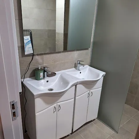 Apartamento Centrala Lux Pirot