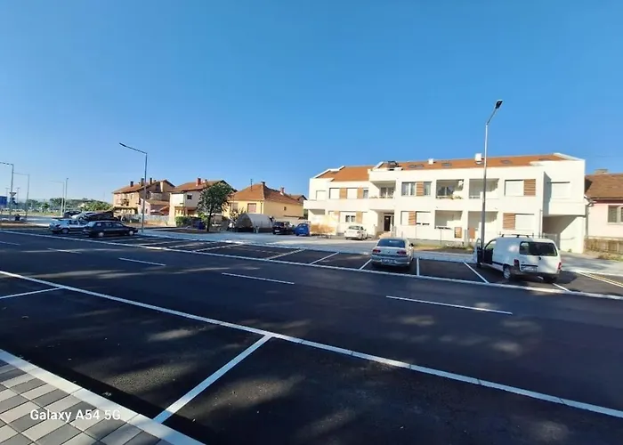 Centrala Lux بايرت