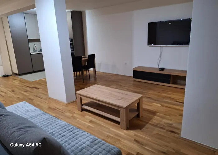 Centrala Lux * بايرت